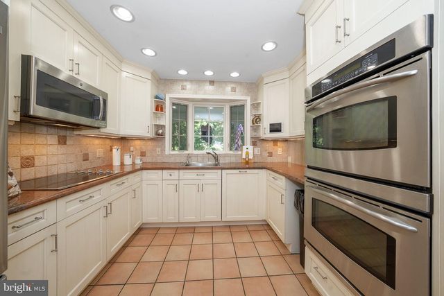 1448 MEADOWBROOK RD, Meadowbrook, PA 19046