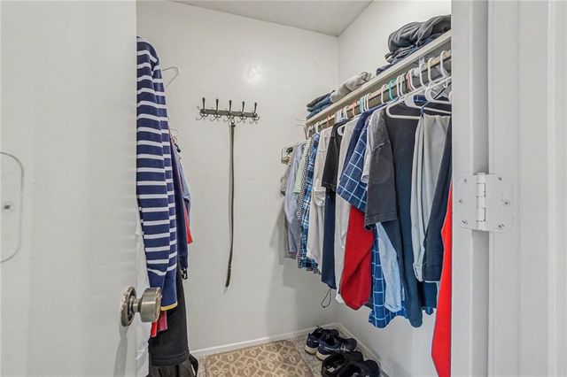 8267 N Revere Avenue, Kansas City, MO 64151