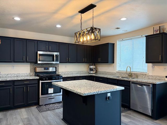 4045 EWS Woods Blvd, Stockton, CA 95206