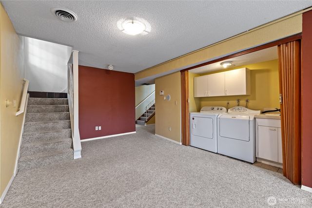 6107 Hawthorne Terrace NE, Tacoma, WA 98422
