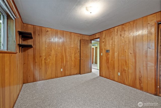 6107 Hawthorne Terrace NE, Tacoma, WA 98422