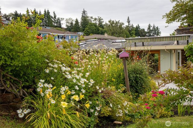 6107 Hawthorne Terrace NE, Tacoma, WA 98422
