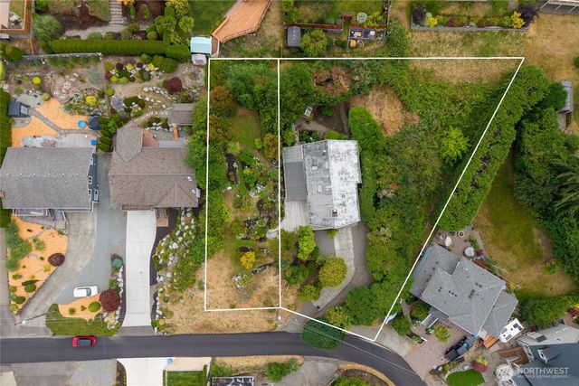 6107 Hawthorne Terrace NE, Tacoma, WA 98422