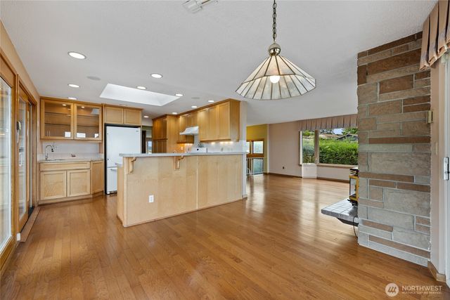 6107 Hawthorne Terrace NE, Tacoma, WA 98422