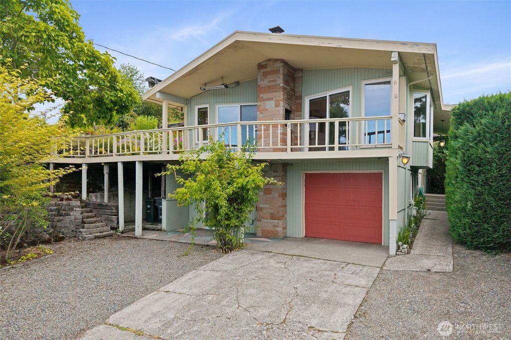 6107 Hawthorne Terrace NE, Tacoma, WA 98422
