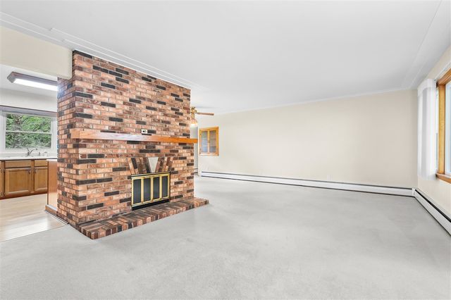 1077 Riverside Drive, Battle Creek, MI 49015