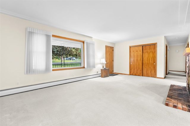 1077 Riverside Drive, Battle Creek, MI 49015