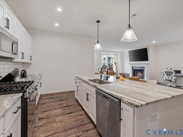 7046 Rivermere Ln, Henrico, VA 23059