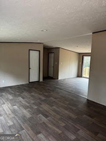 21 Trailer Park Road, Hartwell, GA 30643