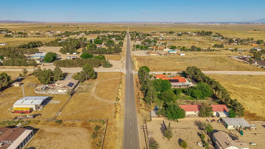 Image 54 of property listing at 8585 W Avenue E, Lancaster, CA 93536