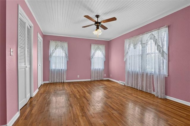 16904 Kentucky Road, Belton, MO 64012
