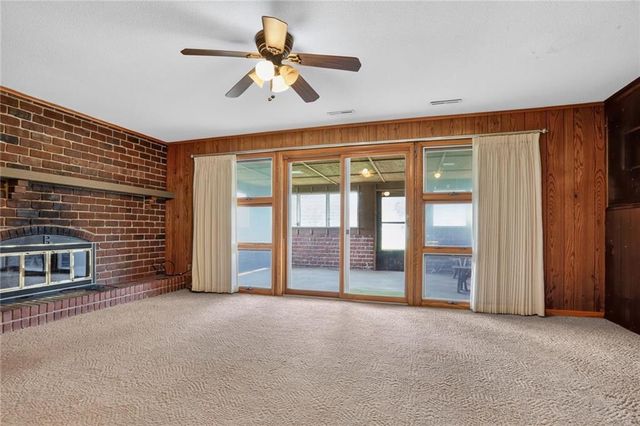 16904 Kentucky Road, Belton, MO 64012