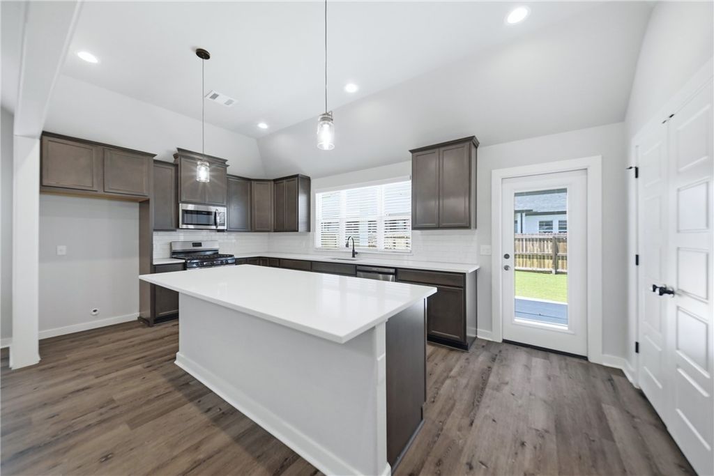 2904 Captain Court, Bryan, TX 77808 — photo 5