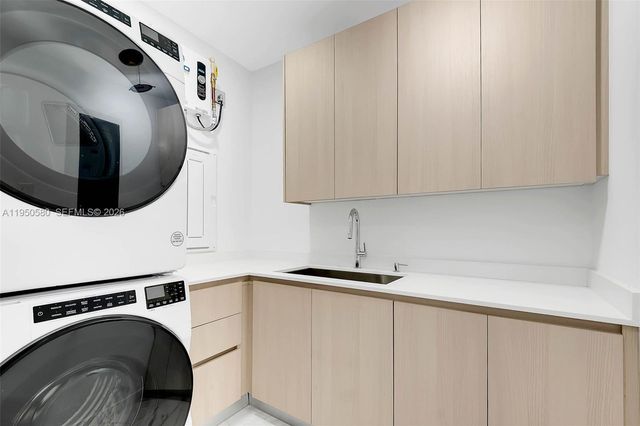 1702 Espanola Dr, Miami, FL 33133