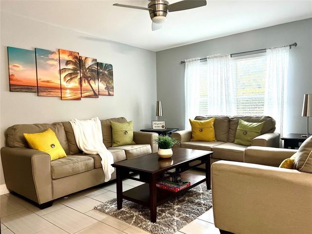 2704 CLUB CORTILE CIRCLE, Kissimmee, FL 34746