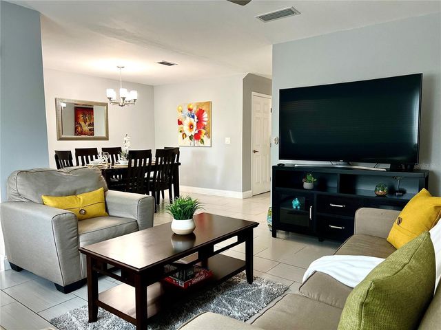 2704 CLUB CORTILE CIRCLE, Kissimmee, FL 34746