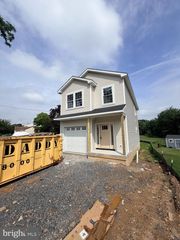 1509 RIVER RD, Croydon, PA 19021
