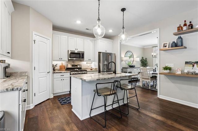 29 Hunts Neck RD, Poquoson, VA 23662