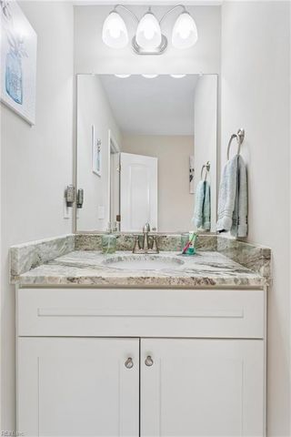 29 Hunts Neck RD, Poquoson, VA 23662