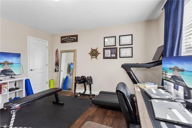 29 Hunts Neck RD, Poquoson, VA 23662