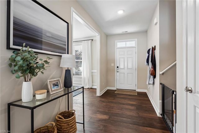 29 Hunts Neck RD, Poquoson, VA 23662