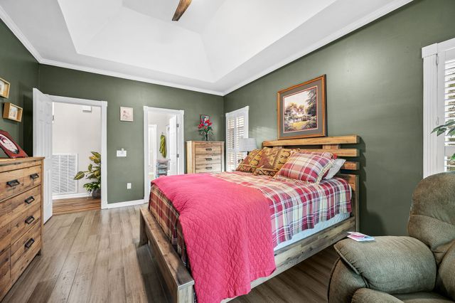 385 Thoroughbred Ln, Hartsville, TN 37074