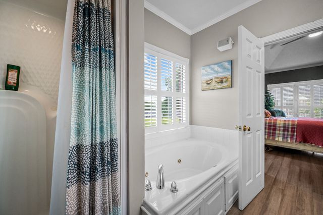 385 Thoroughbred Ln, Hartsville, TN 37074