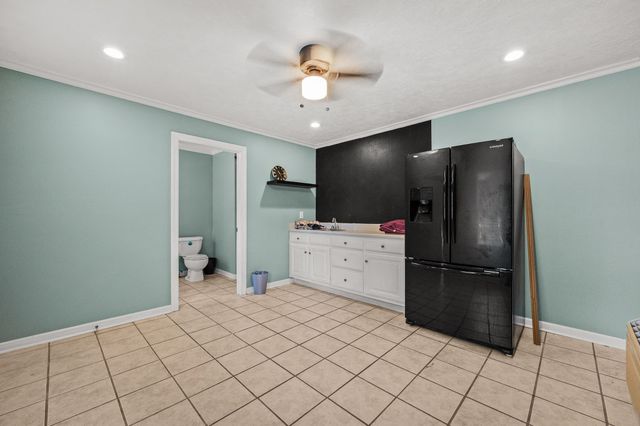 385 Thoroughbred Ln, Hartsville, TN 37074