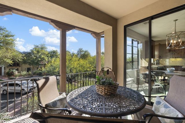 18650 N THOMPSON PEAK -- 2063, Scottsdale, AZ 85255