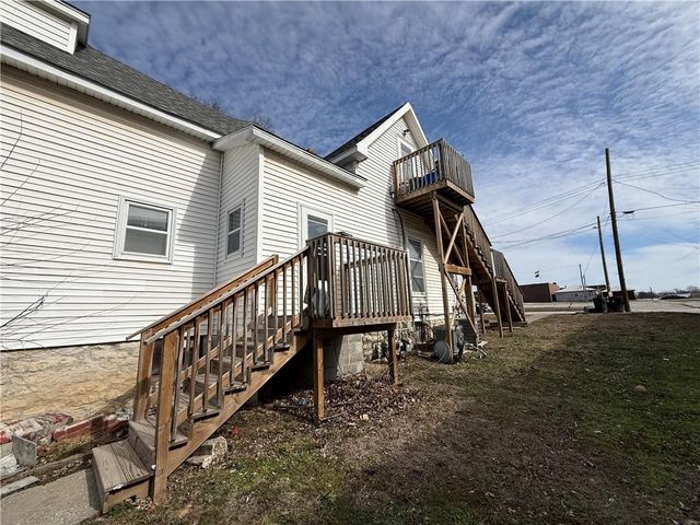 204 S Camden Street, Richmond, MO 64085