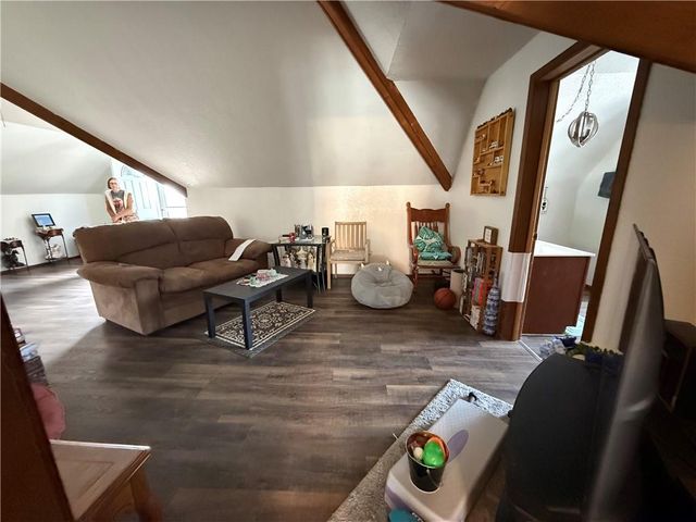 204 S Camden Street, Richmond, MO 64085