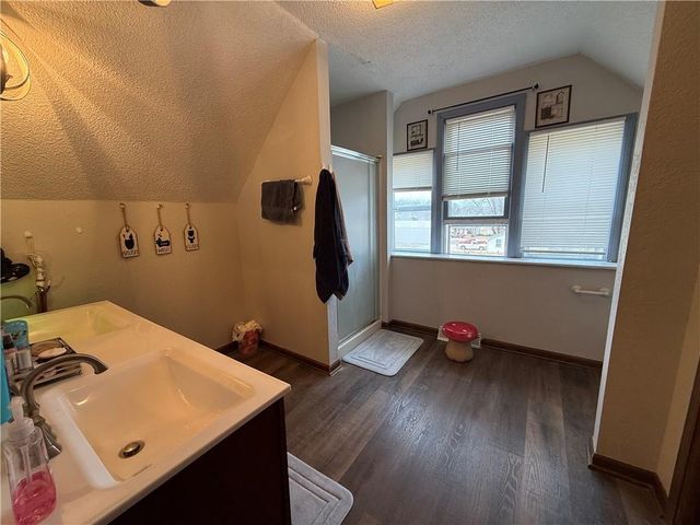 204 S Camden Street, Richmond, MO 64085