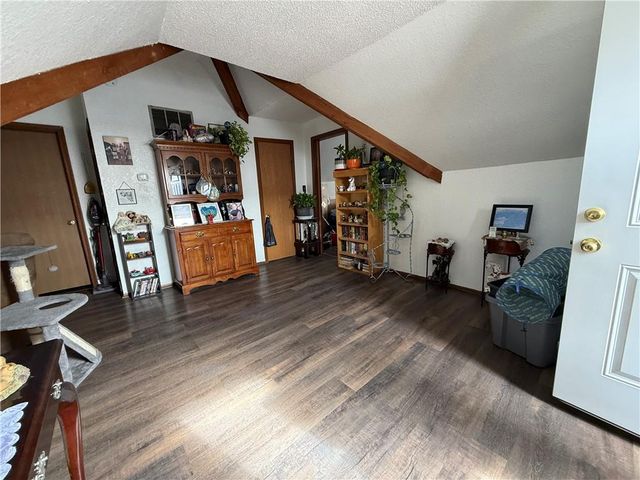204 S Camden Street, Richmond, MO 64085