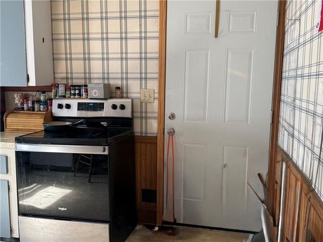 204 S Camden Street, Richmond, MO 64085
