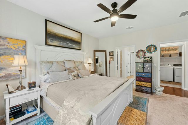 704 Archer LN, Georgetown, TX 78633