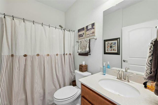 704 Archer LN, Georgetown, TX 78633