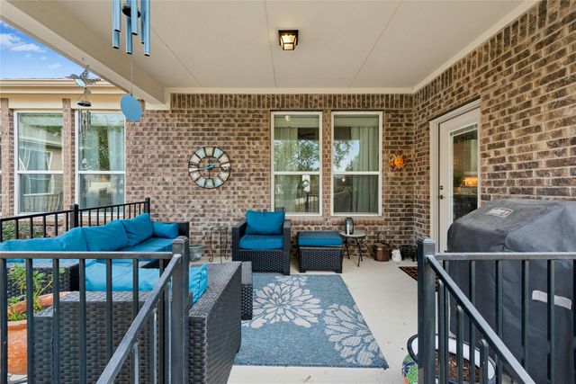 704 Archer LN, Georgetown, TX 78633