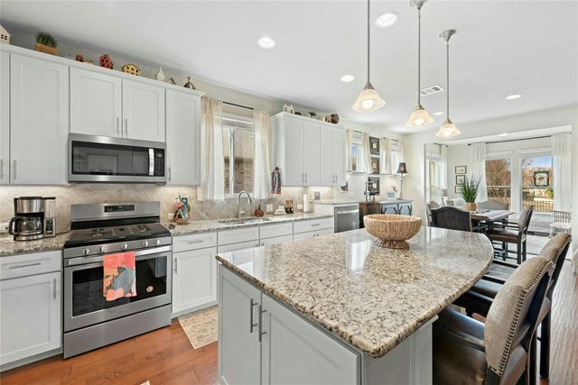 704 Archer LN, Georgetown, TX 78633