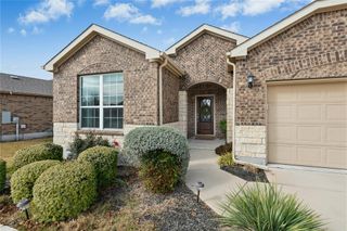 704 Archer LN, Georgetown, TX 78633