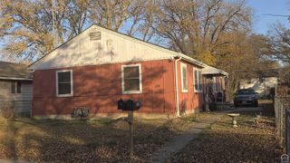 514/516 SE Locust ST, Topeka, KS 66607