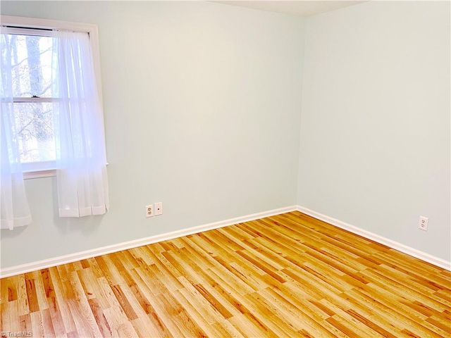 381 James Court, High Point, NC 27265