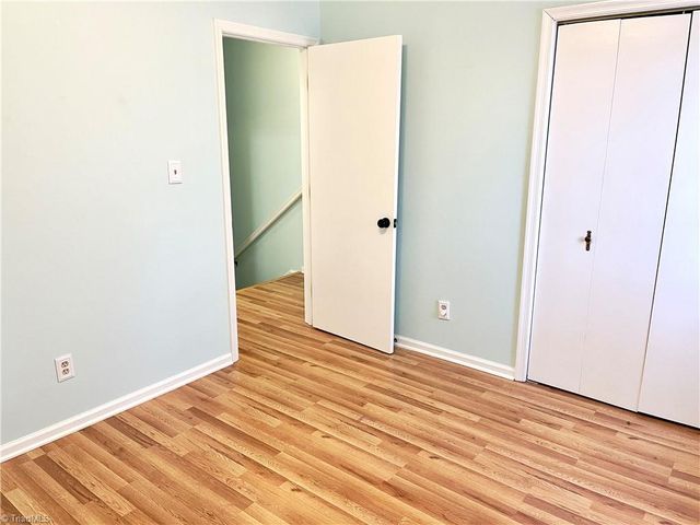 381 James Court, High Point, NC 27265