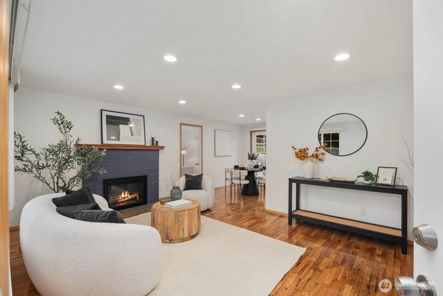 803 SW Dash Point Road, Federal Way, WA 98023