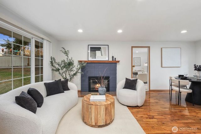 803 SW Dash Point Road, Federal Way, WA 98023