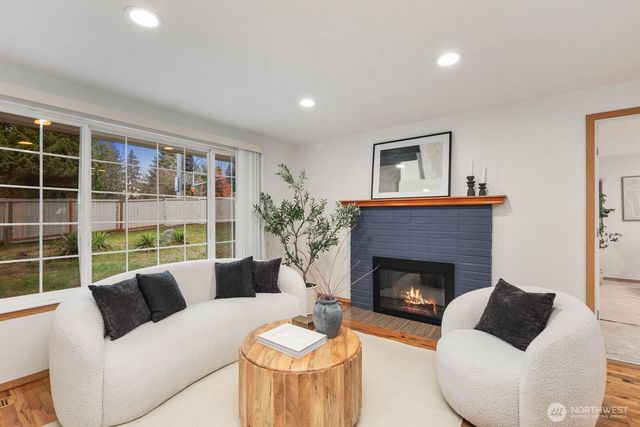 803 SW Dash Point Road, Federal Way, WA 98023