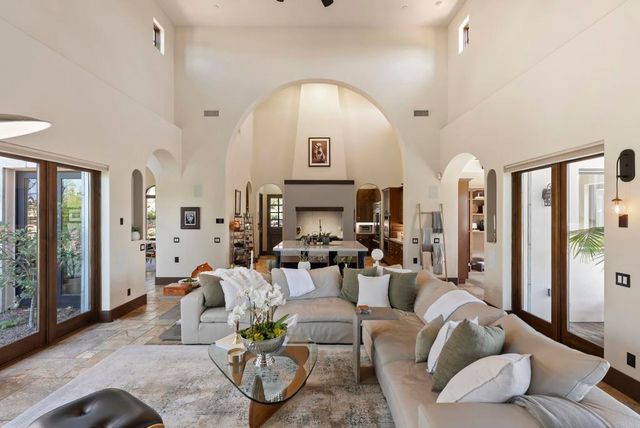 7240 Camino De Arriba, Rancho Santa Fe, CA 92067