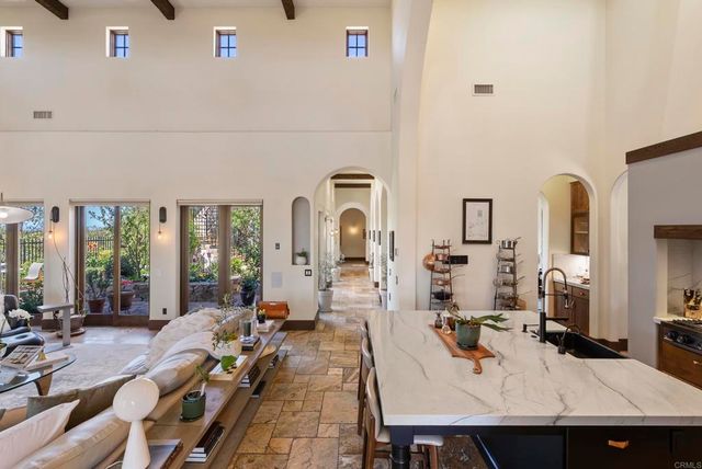 7240 Camino De Arriba, Rancho Santa Fe, CA 92067