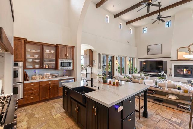 7240 Camino De Arriba, Rancho Santa Fe, CA 92067