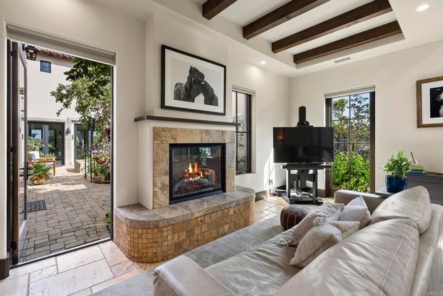 7240 Camino De Arriba, Rancho Santa Fe, CA 92067