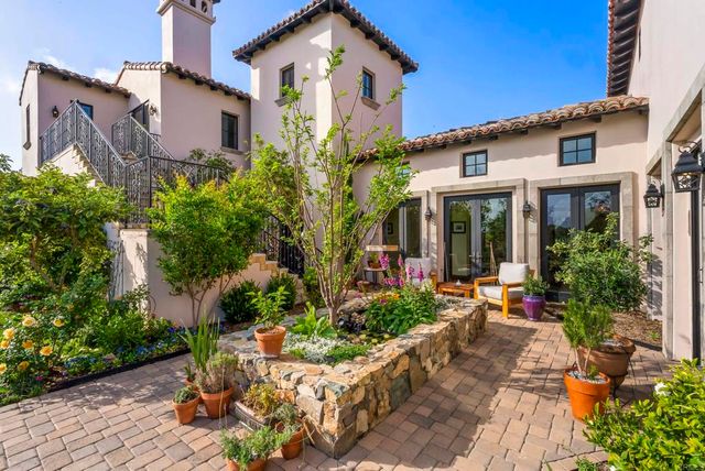7240 Camino De Arriba, Rancho Santa Fe, CA 92067